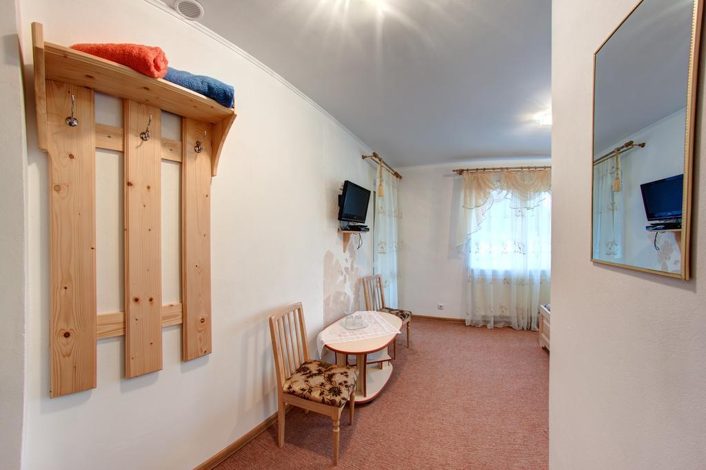 Pektoral Hotell Bukovel Rum bild